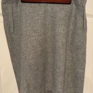 Talbots Size 10 Petite Gray Knit Skirt